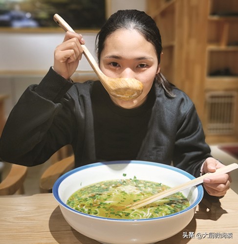 大牛米线加盟,6个月开店营业额