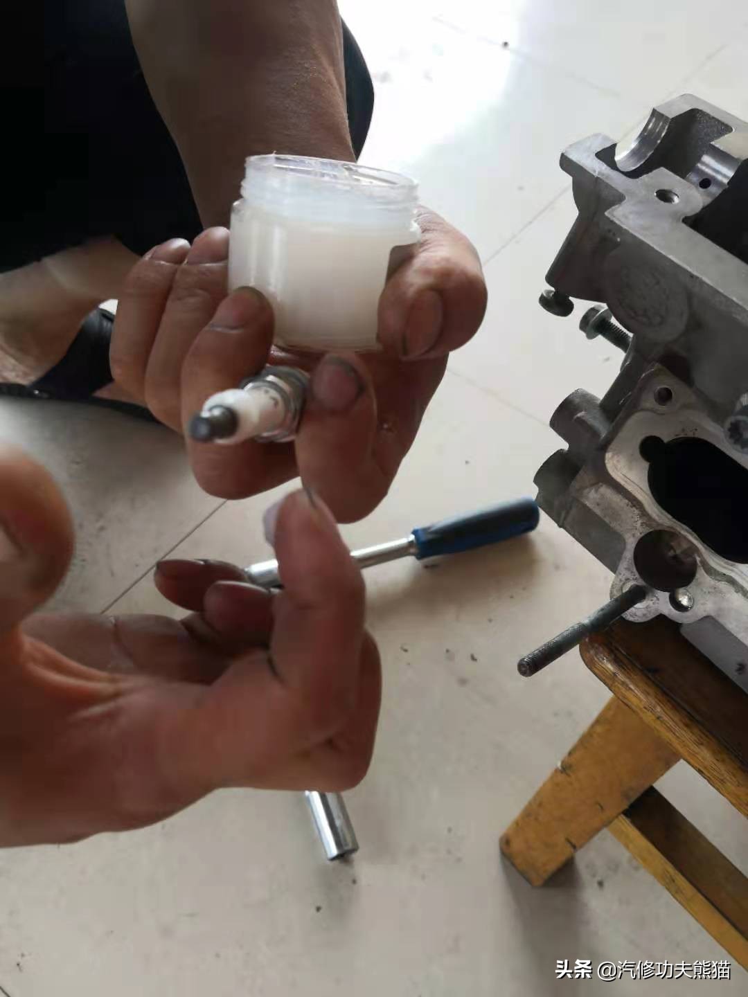 奥迪a6l烧机油1000公里烧多少正常,老a6l烧机油严重