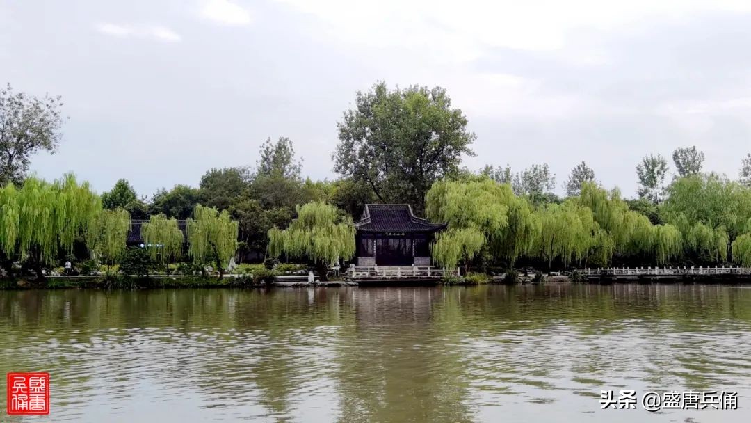 扬州｜垂杨不断接残芜，雁齿红桥俨画图
