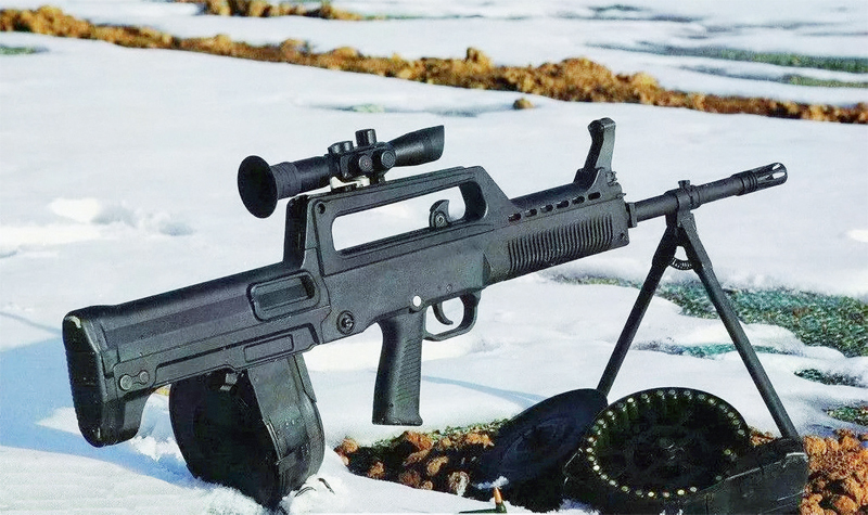 中国95式步枪和美军m4相比,95式轻机枪和95式班用机枪