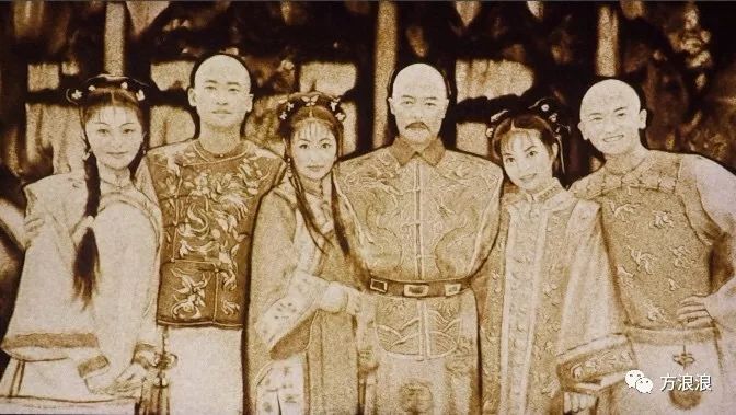 90后小伙手掌画画惊艳众人,神仙手男