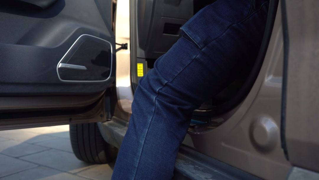 二手新能源汽车怎么买不会被坑,入手二手新能源汽车注意什么