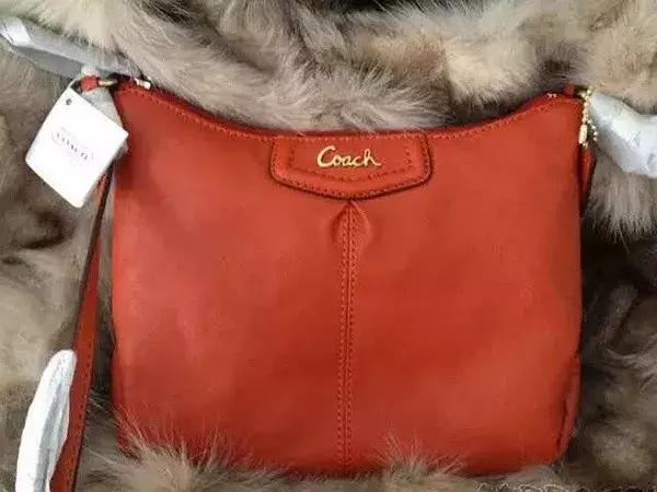 coach工厂店和专柜差别,coach专卖店与奥莱的区别