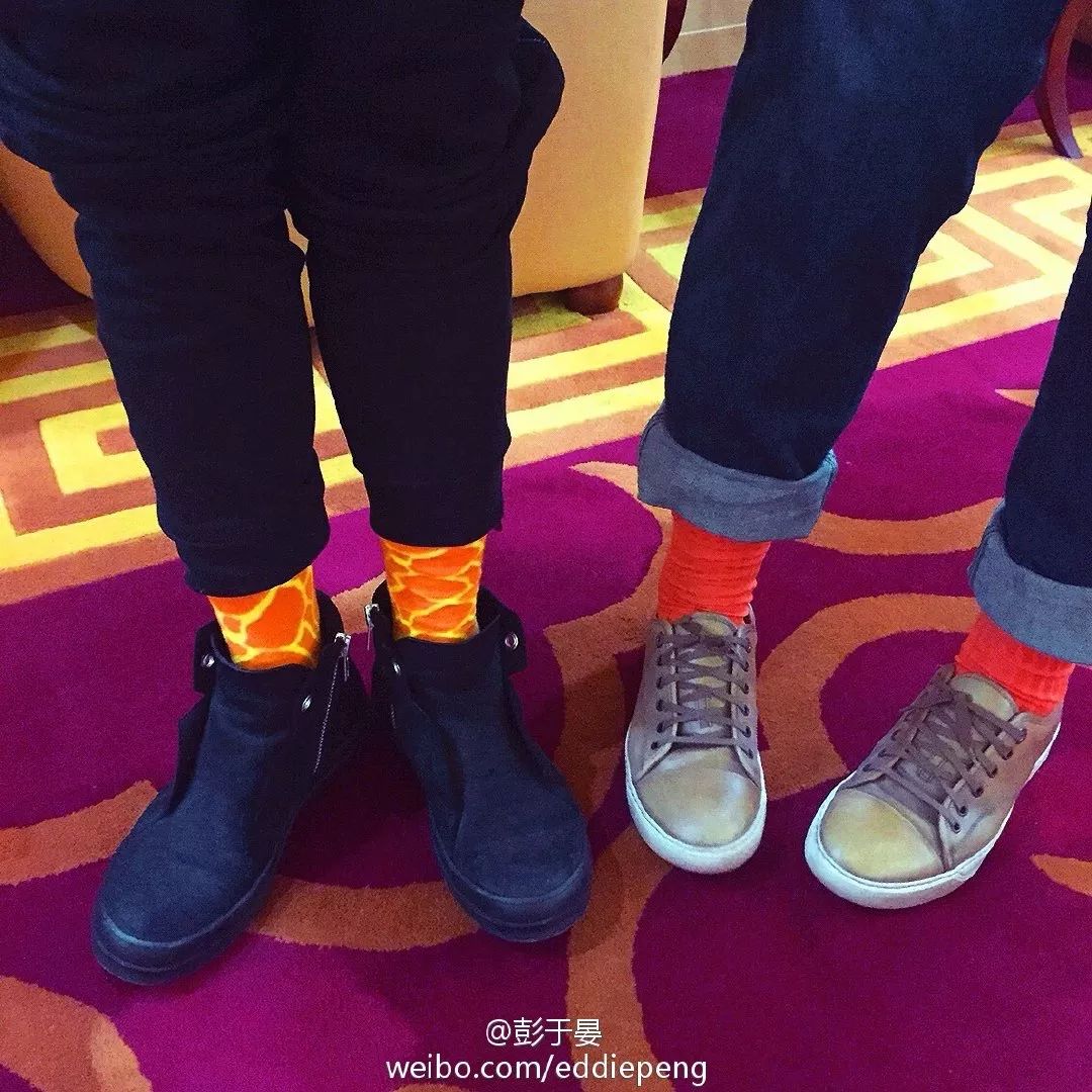 杨幂款袜子,杨幂袜子穿搭