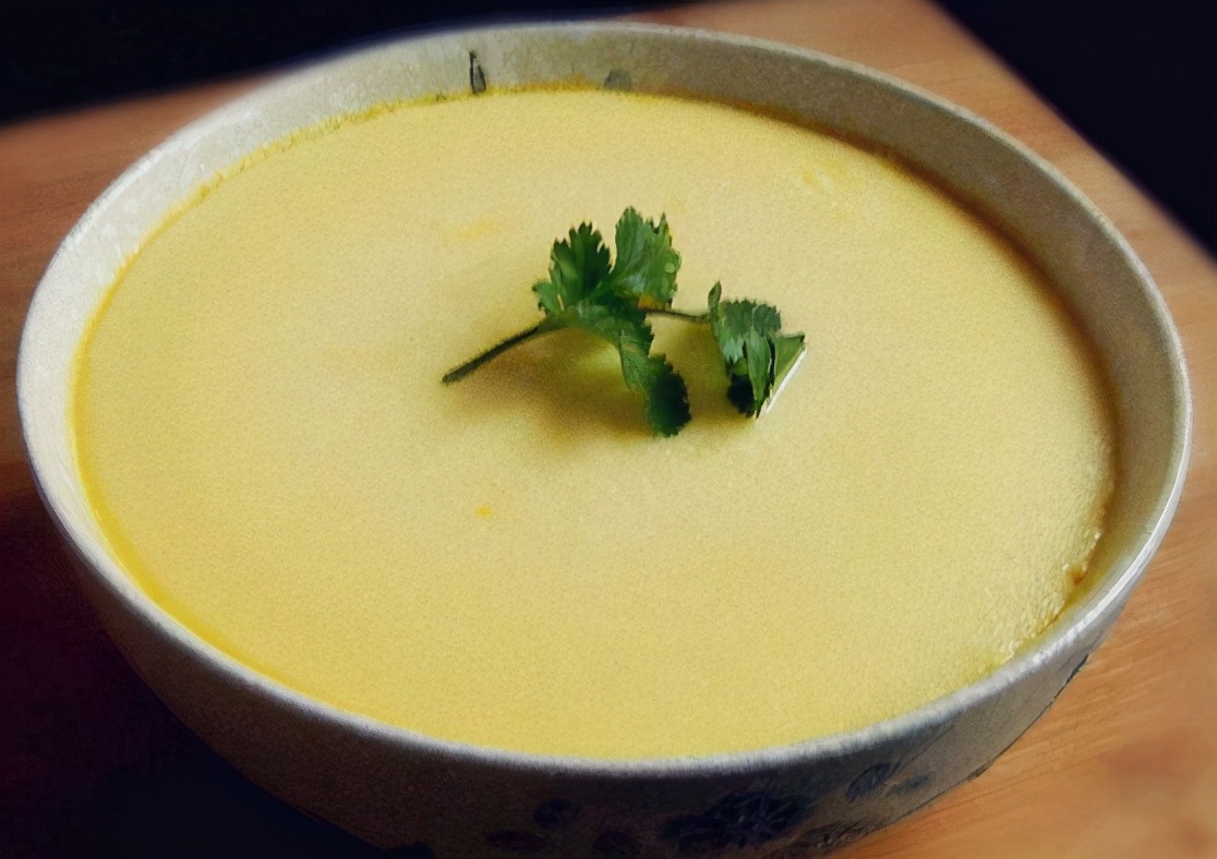 蒸鸡蛋不塌不回缩的诀窍,为什么在家蒸的鸡蛋老又不嫩滑