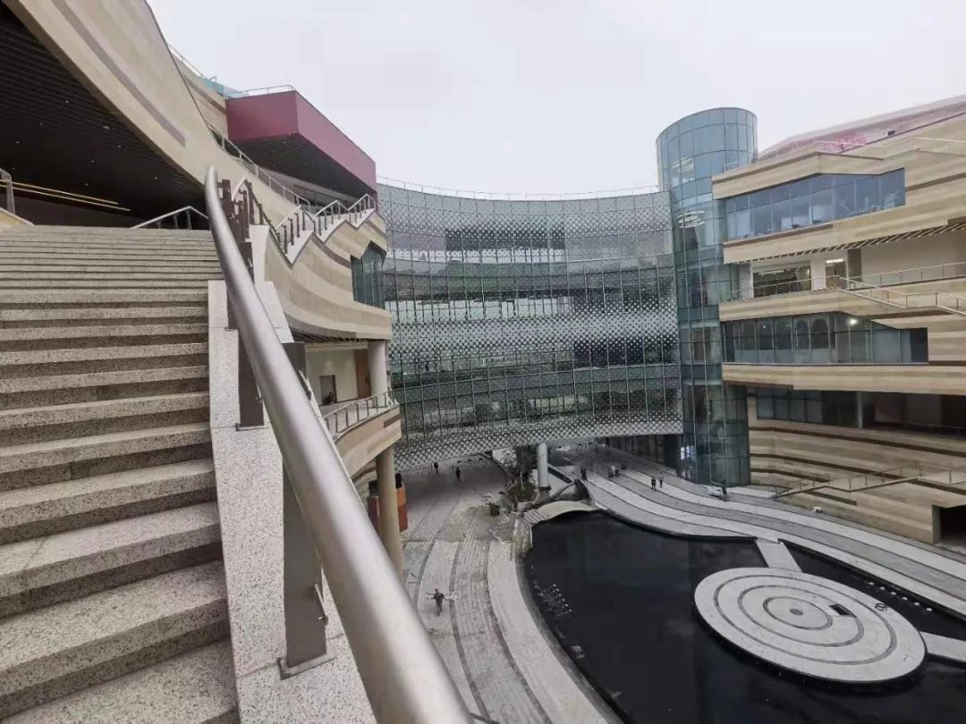 无锡最大的购物商场是哪个,无锡最大的服装商场