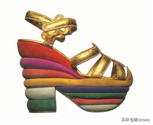 杨幂鞋子同款菲拉格慕,没有鞋跟的高跟鞋走路