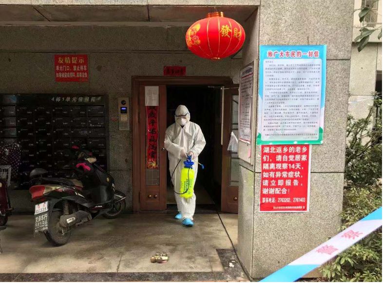 “解除隔离啦！谢谢你们！”14天的温暖守护！我们在一起！