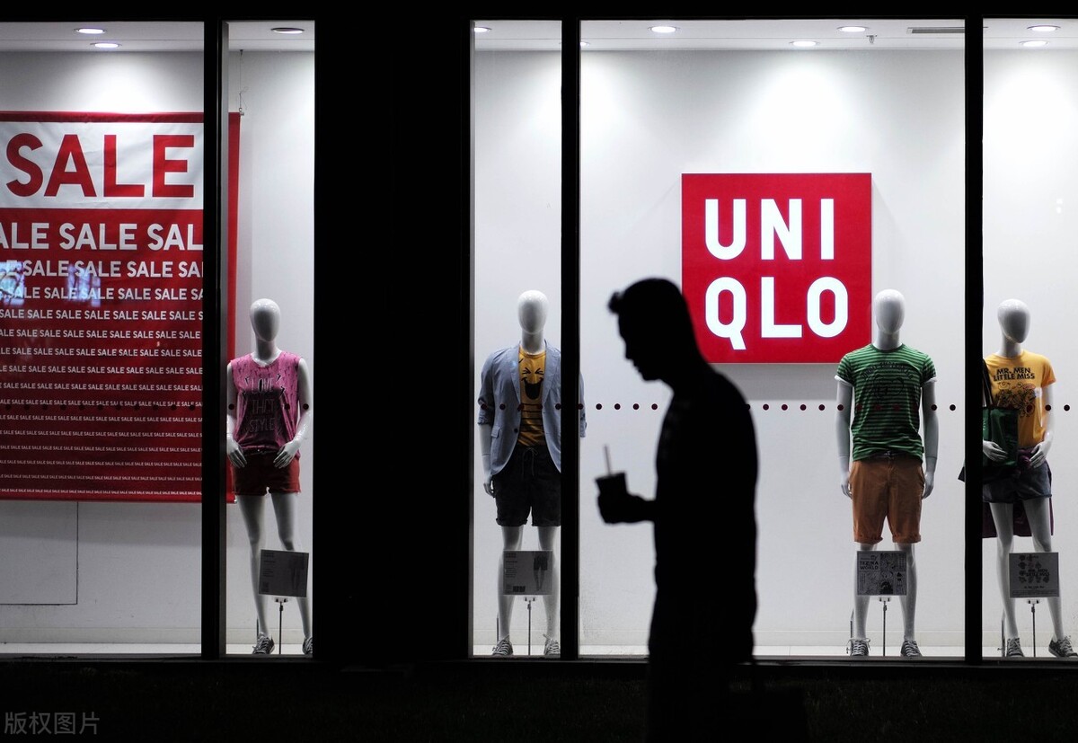 商场里常见的潮流男装品牌,男人腔调高端男装