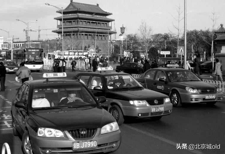 鍖椾含浜哄嚭绉熻溅鏁呬簨,鍖椾含浜虹殑鍥炲繂