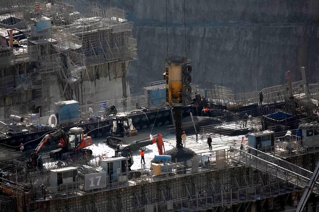 中国投资100亿逆天工程,中国西北最大超级工程