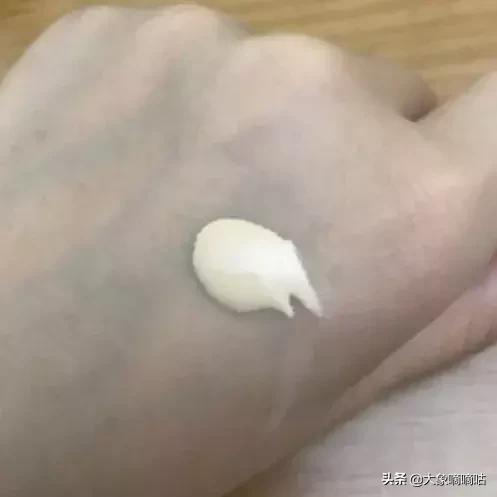 混油混干春夏适合的粉底液,最适合的粉底液色号