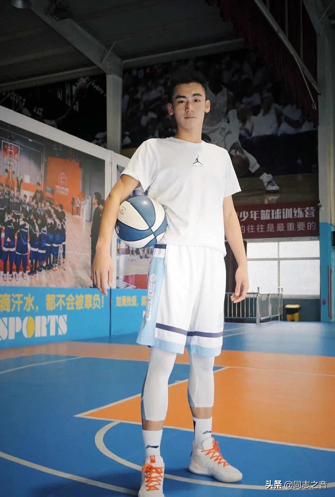 白袜体育篮球生,白袜荷尔蒙