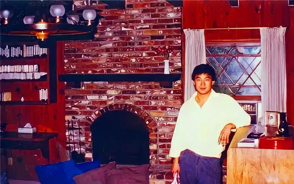 一个中国天才的短暂人生：20岁进哈佛，却在34岁自杀，死因成谜