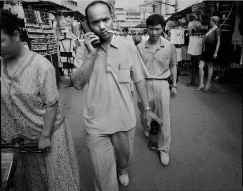 二十年前的手机记忆：热水壶大小至少三万元每月最怕接话费单