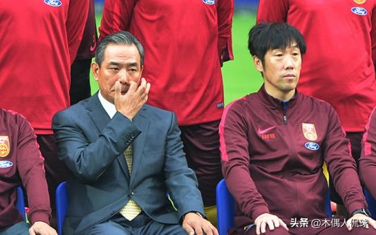 多年媳妇熬成恶婆婆,高洪波希丁克下课了吗