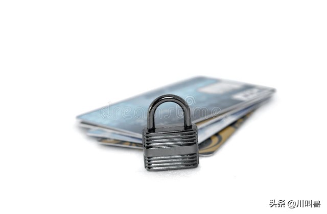 负债20万一个月收入1万怎么办,月入1万负债30万如何走出困境