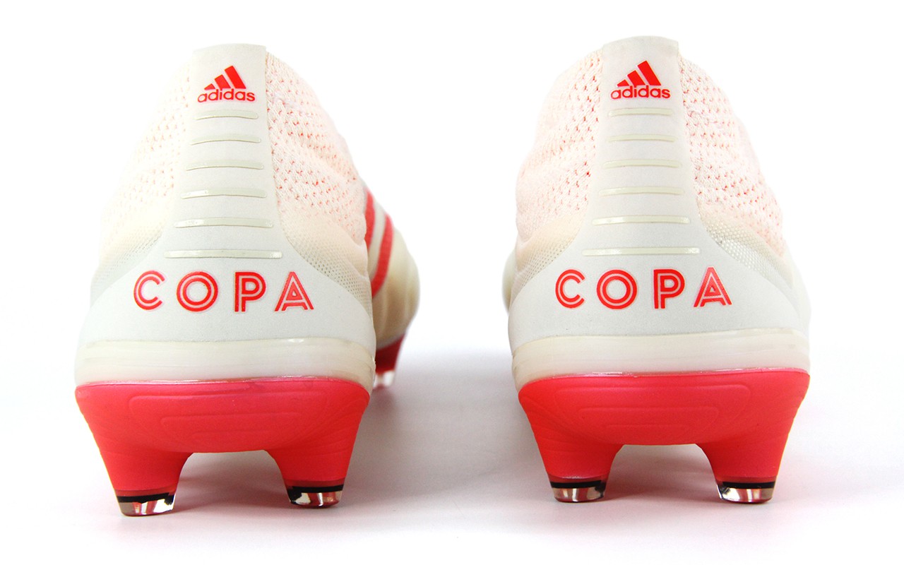 袋鼠皮也能玩无鞋带！阿迪达斯COPA19+FG静态赏析