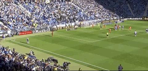 武磊世预赛角球破门央视解说,盘点武磊12球