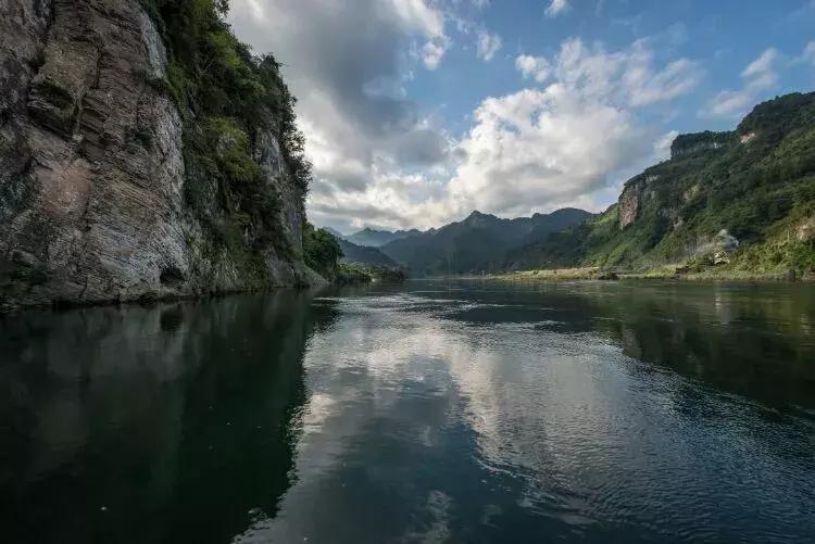 沅陵凤滩介绍,沅陵县凤滩水电站风景