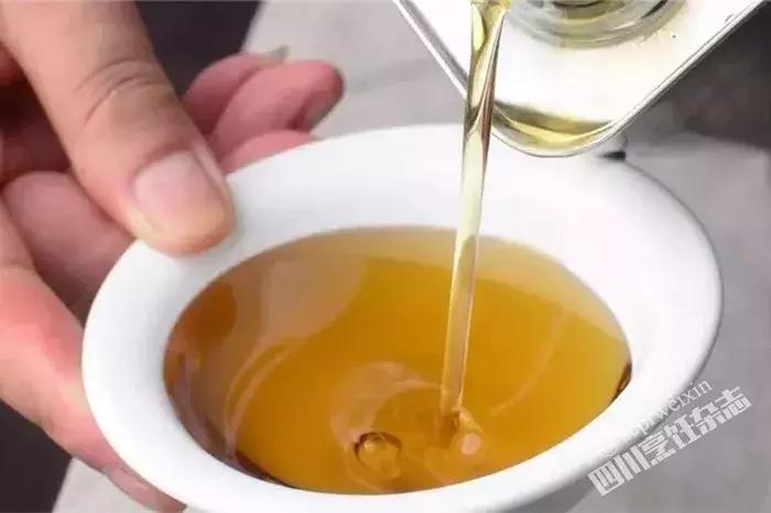 红油辣椒油怎么增香,辣椒红油制作方法用什么油