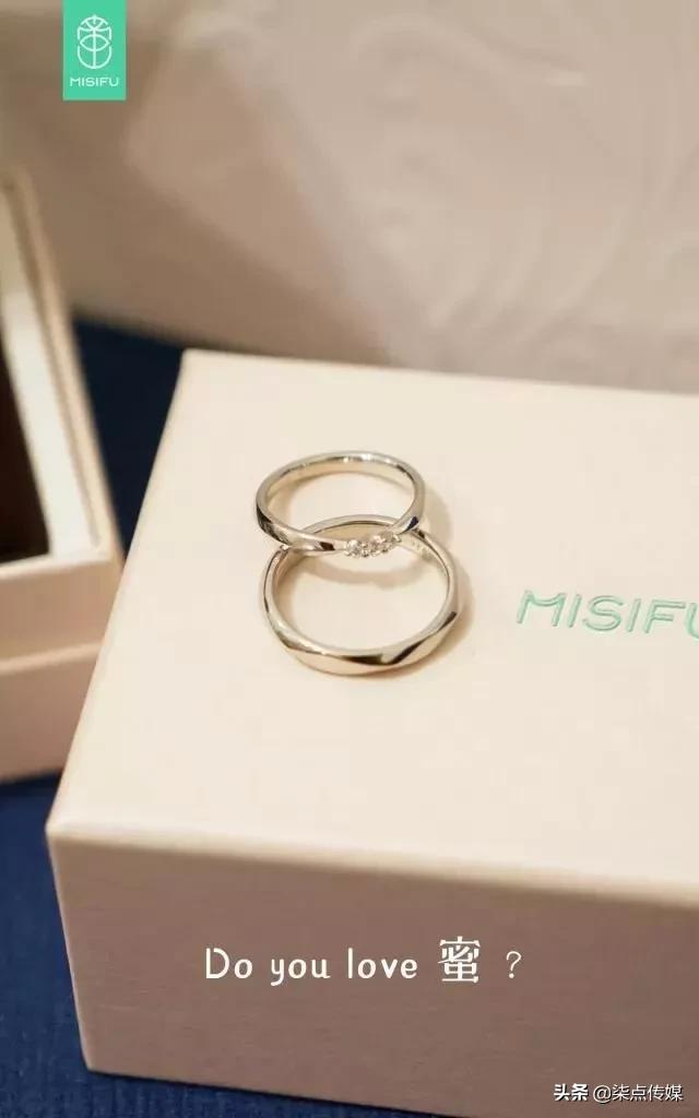 520花店营销文案简短,茶叶520营销文案