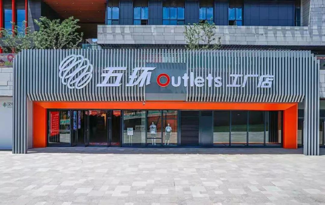 买阿迪耐克在哪里买保真又便宜,耐克阿迪哪里买最便宜