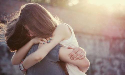 喜欢上小姨子，但老婆怀孕却不想离婚，该如何抉择