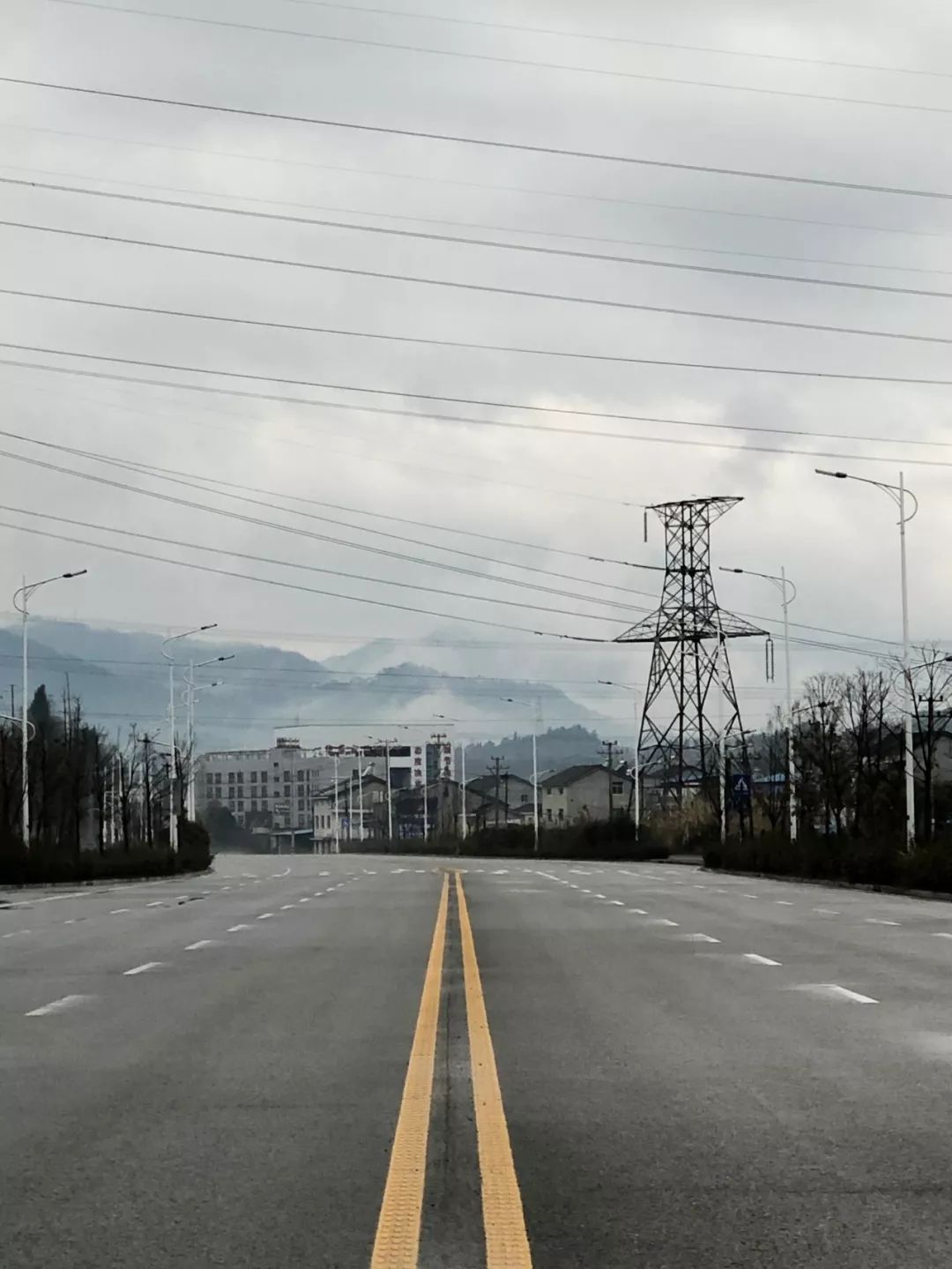 封城11日，武汉众生图