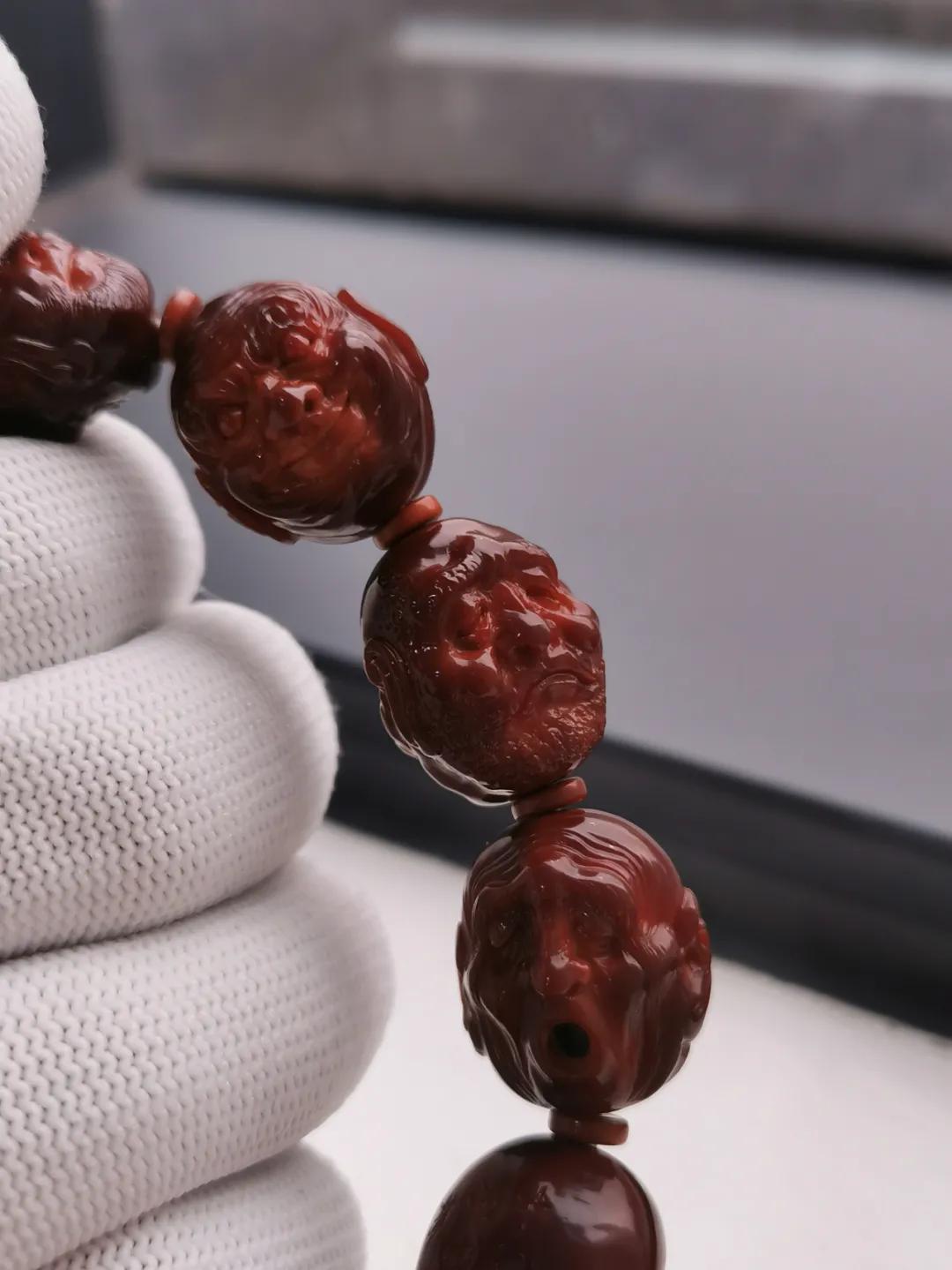 盘了一段时间的金刚还能用水泡吗,玉化金刚最新消息