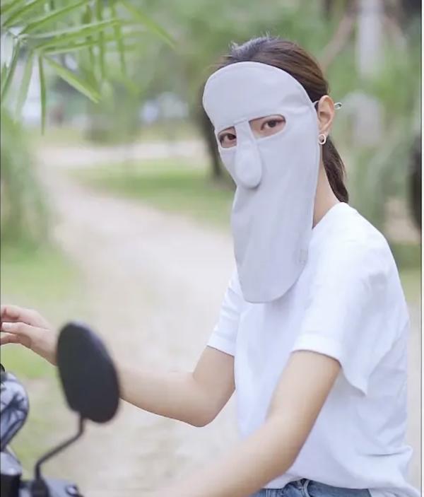 真设计鬼才!帽子是抽纸盒鞋子是充电宝,这确定不是给人添堵的?