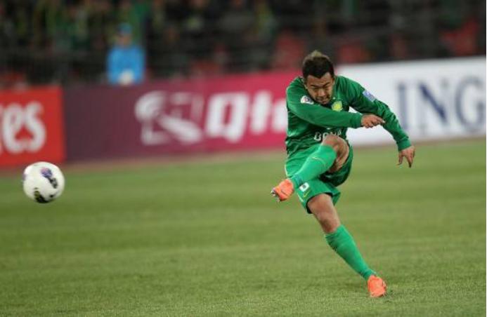 足坛十大45度角暴力远射排行榜,左右开弓射门