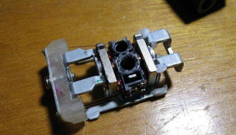 刻录机悬浮激光头,刻录机激光头原理