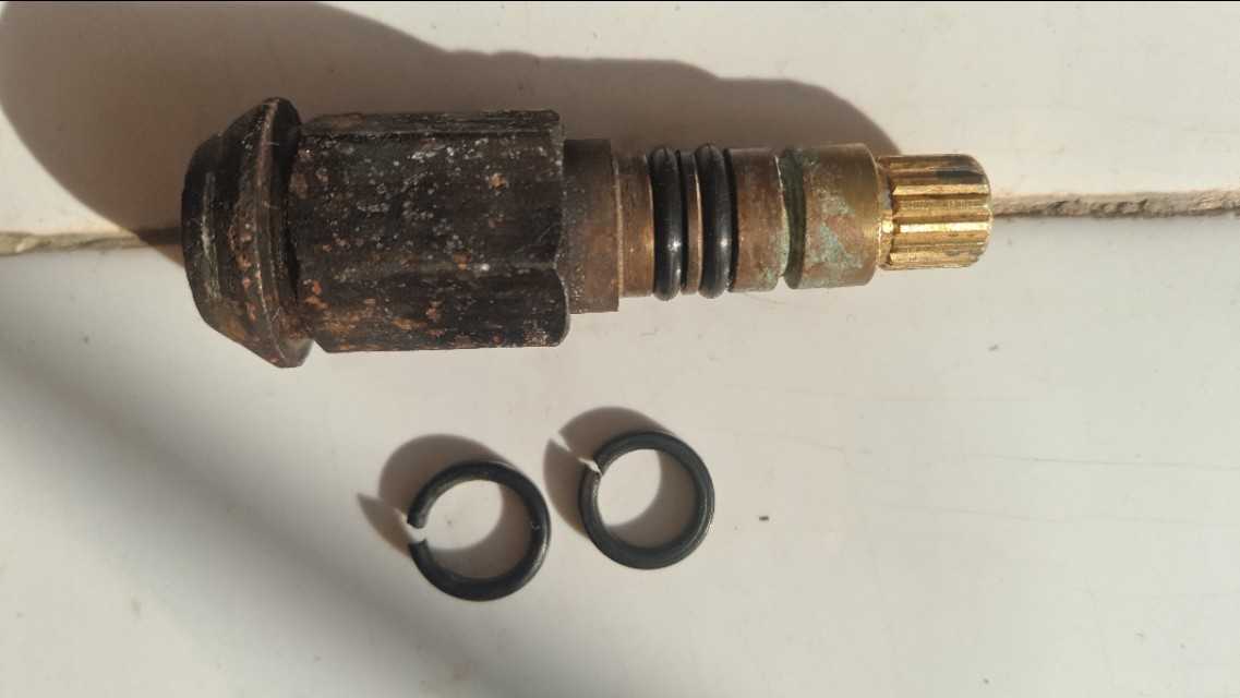 暖气片阀门维修,维修暖气片价格表