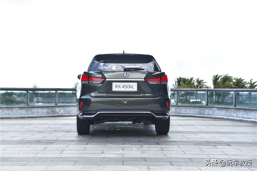 5座和7座suv优缺点,5米长的suv好开吗