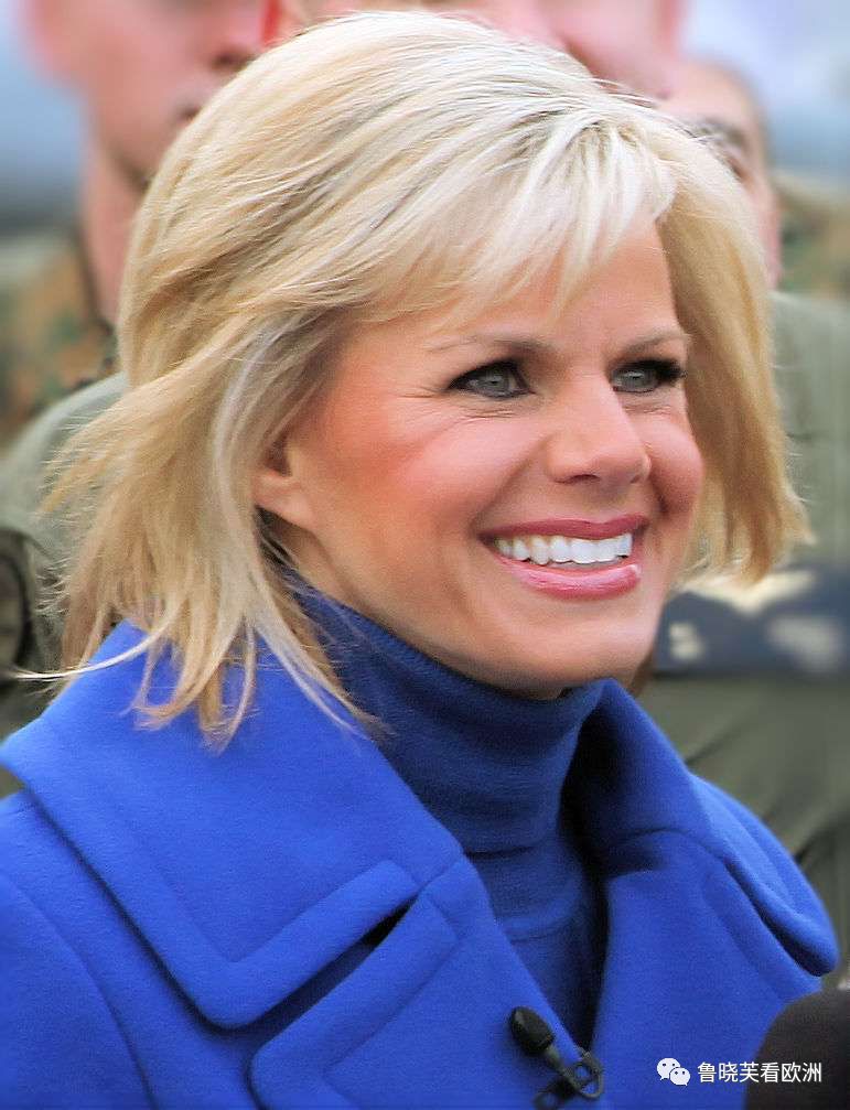 美国媒体大亨长期“*规则潜**”漂亮女主播，还给100块钱