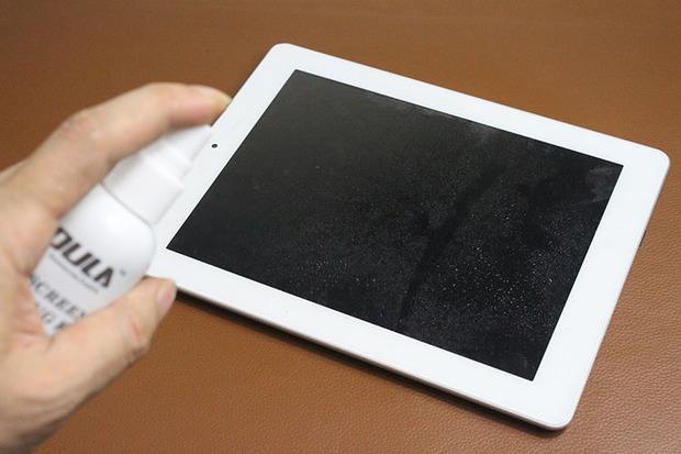 手机可以用酒精擦拭屏幕吗,手机用酒精擦了触屏失灵