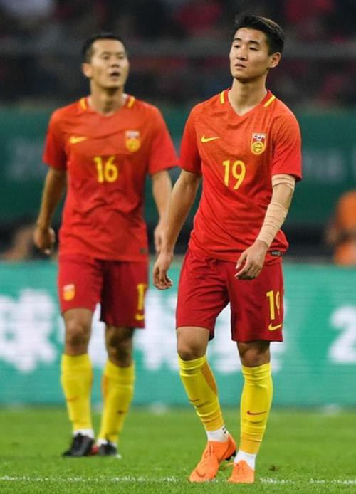 顶薪500万国脚,600万顶薪为何留不住头牌球员