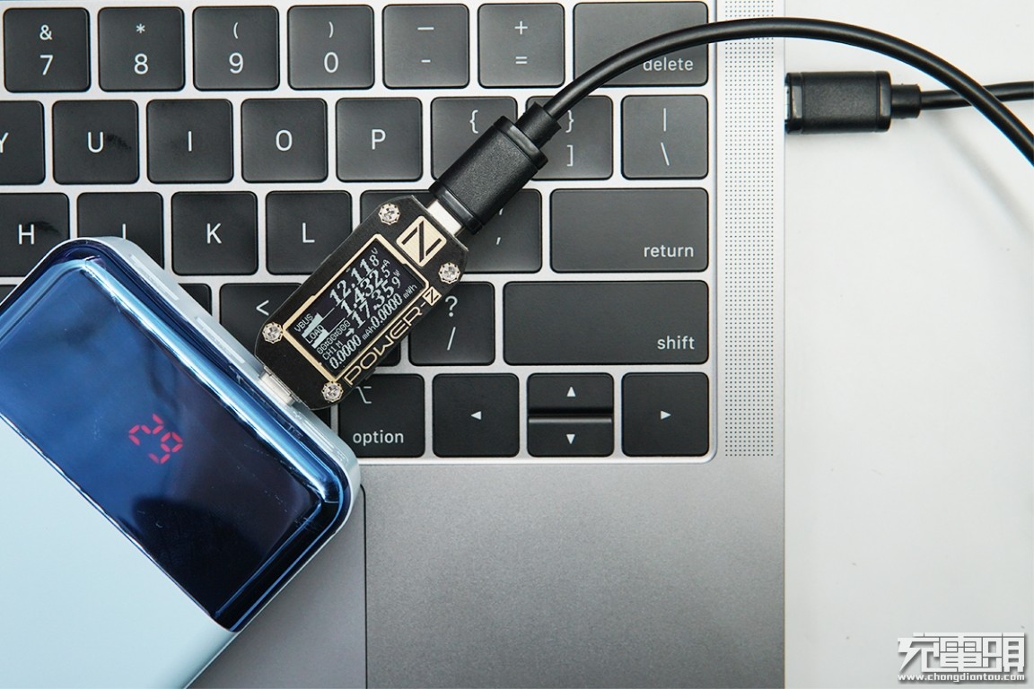 羽博30000毫安65w充电宝评测oppo,羽博车载快充充电器