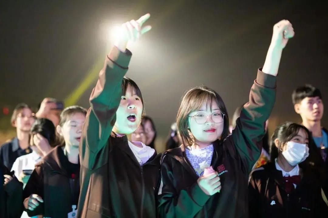 天津英华国际学校音乐节天天向上,天津英华音乐节完整版