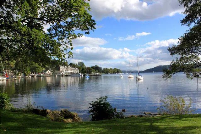 哈利波特霍格沃茨沙雕学院,哈利波特魔法霍格沃兹