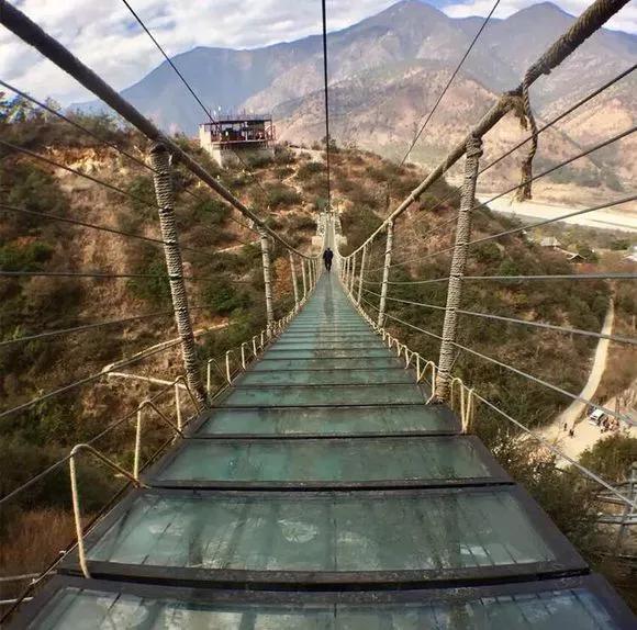 昆明玻璃栈道有哪些,昆明景点之玻璃栈道