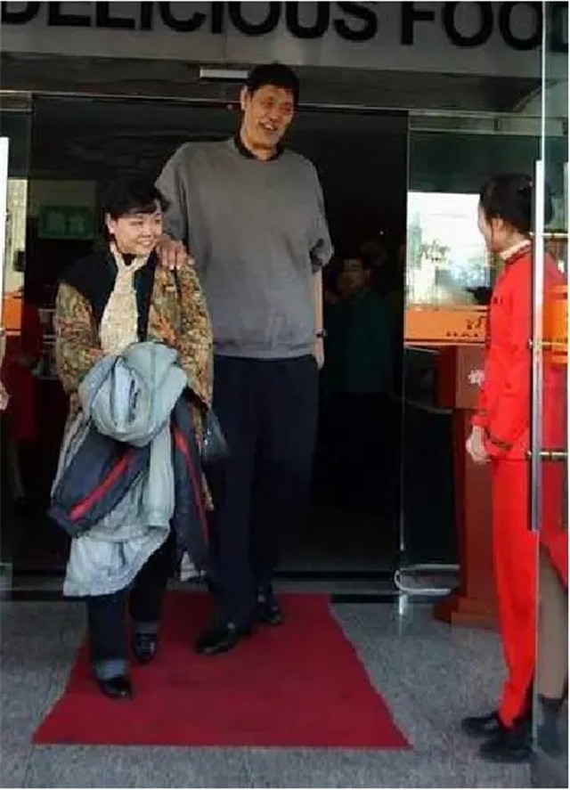 穆铁柱墓,中国第一巨人穆铁柱