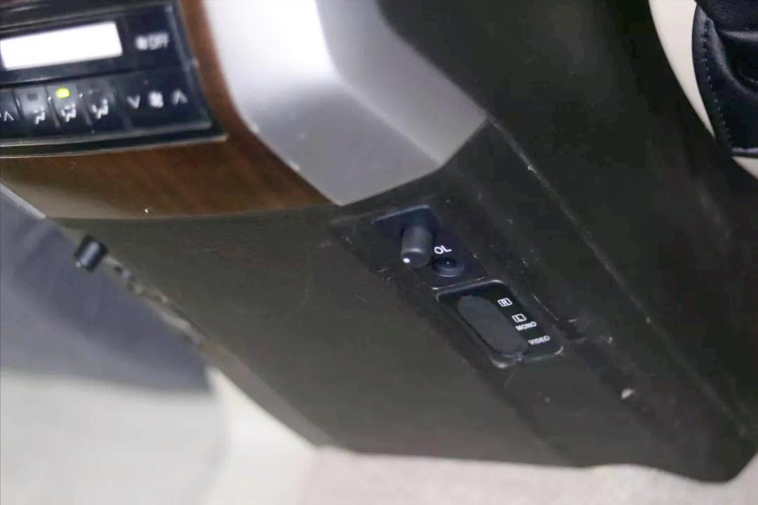 怪兽修车：翻新“残损不堪”的二手霸道LC150，满血复活变新车