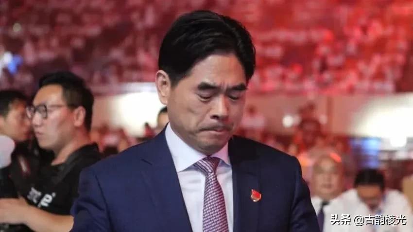 新城，3000亿地产王国的父子情仇。资本是健忘，但儿子记得很清楚