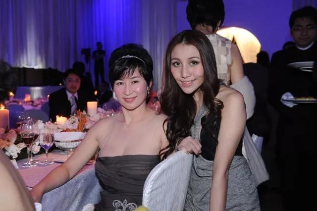 赌王26岁女儿现状,赌王28岁女儿现状