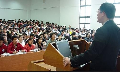 530分考生含泪直言，宁当“鸡头”不当“凤尾”，绝不报本科