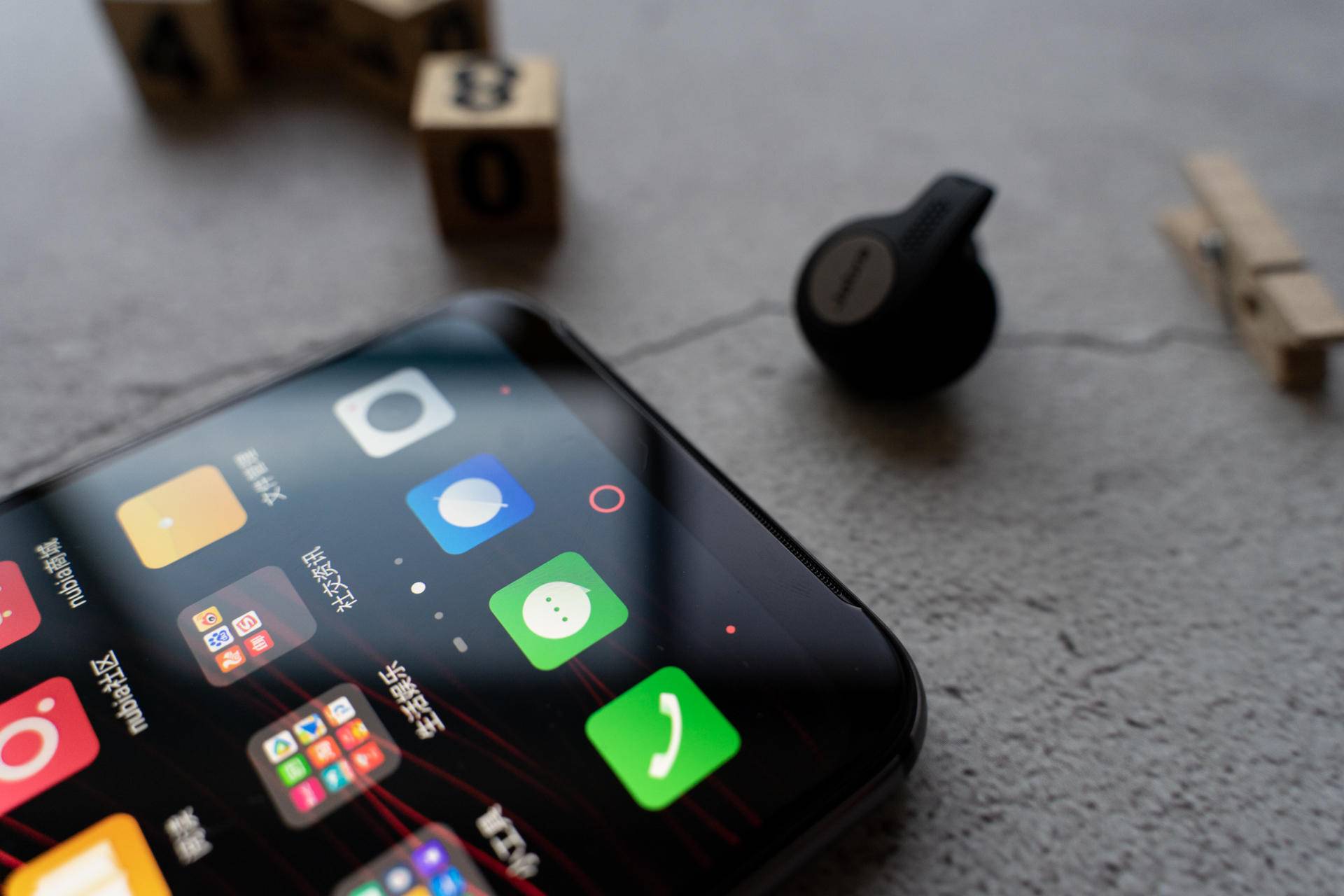 红魔3s在2020年值不值买,红魔3s全新机最低售价