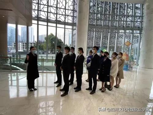 围观文传版“令人心动的offer”