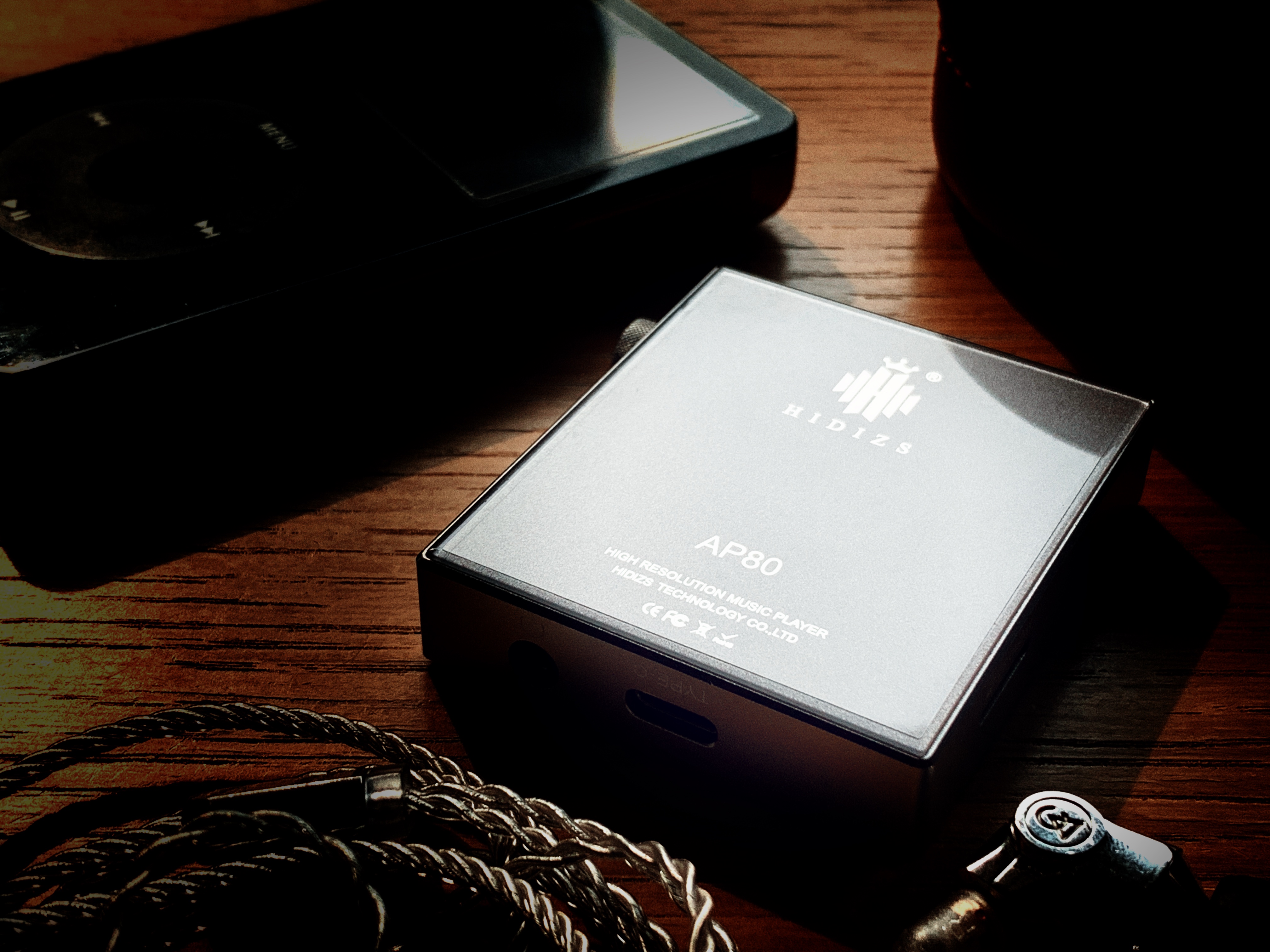 手机没有了耳机口,音乐*载下**网站被封杀,未来我们该如何HIFI?